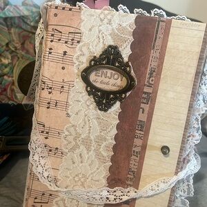 Amy Winehouse‎ Scrapbook